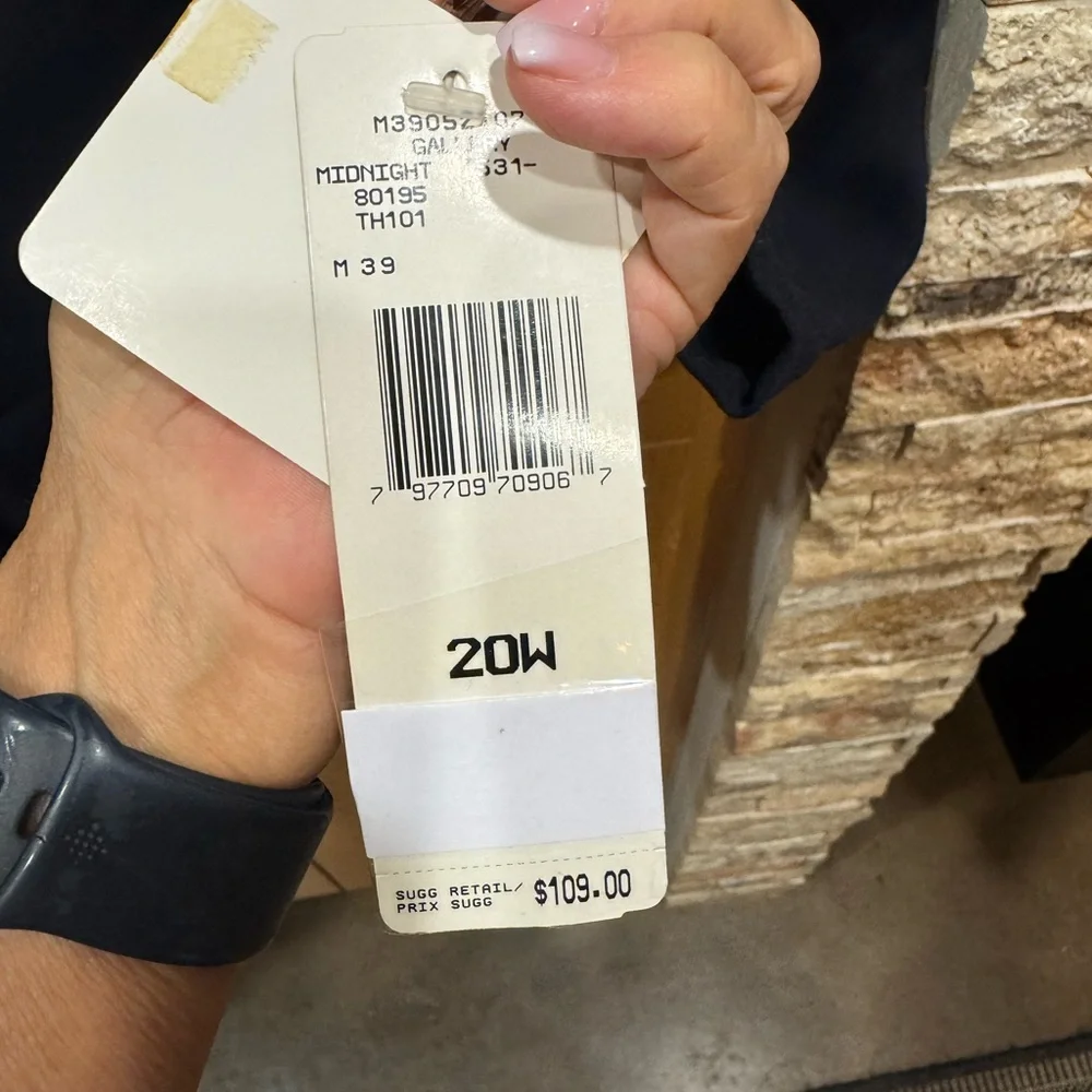 Navy Shacket - Picture 6 of 9